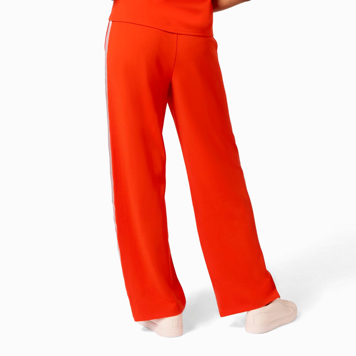 Regular-Fit & Straight Leg Pants